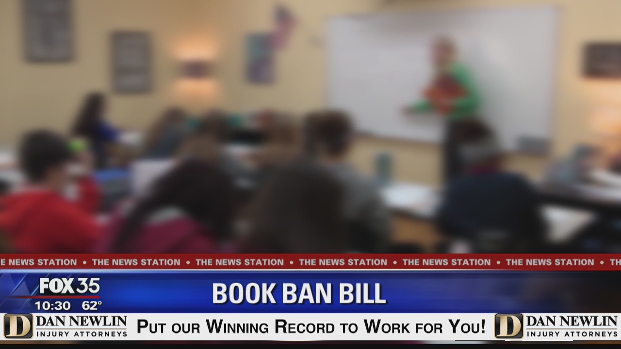 Bill would make it easier to ban books from schools