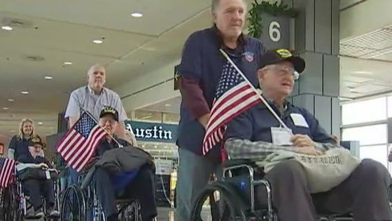Honor Flight Austin takes 5 veterans to the White House