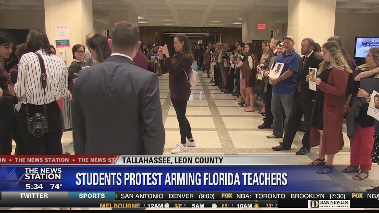 Students protest arming Florida teachers