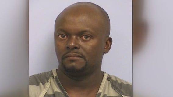 CAUGHT ON VIDEO: Good Samaritans help family out of crashed car