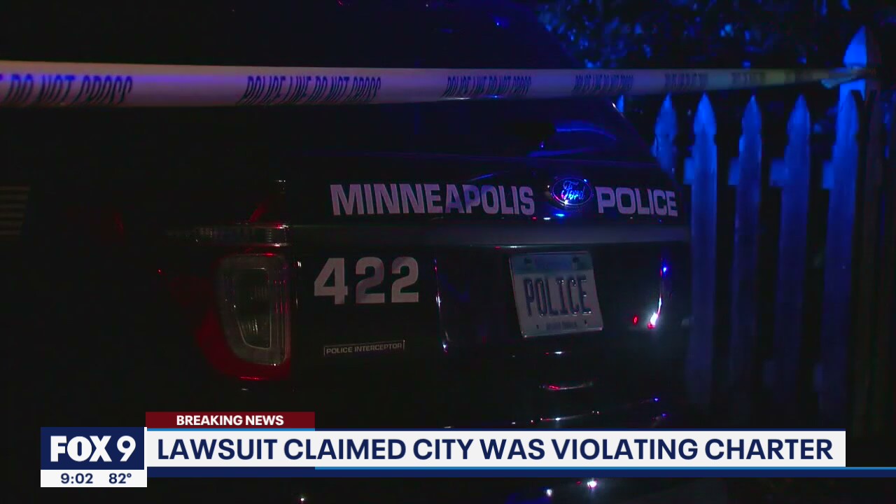 Judge orders city of Minneapolis to hire more police officers
