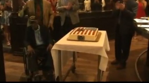 Honor Flight Austin celebrates Richard Overton?s 112 birthday during fundraiser