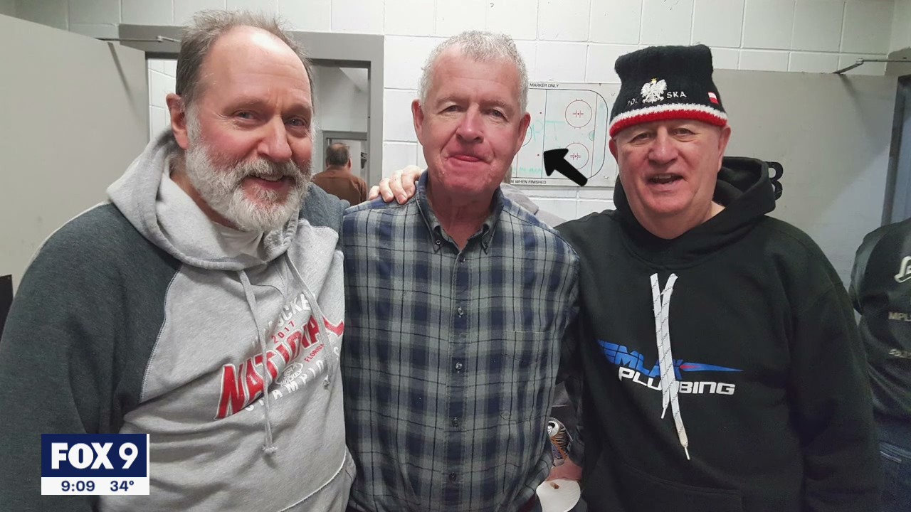 Senior hockey players give special send-off to one of their own