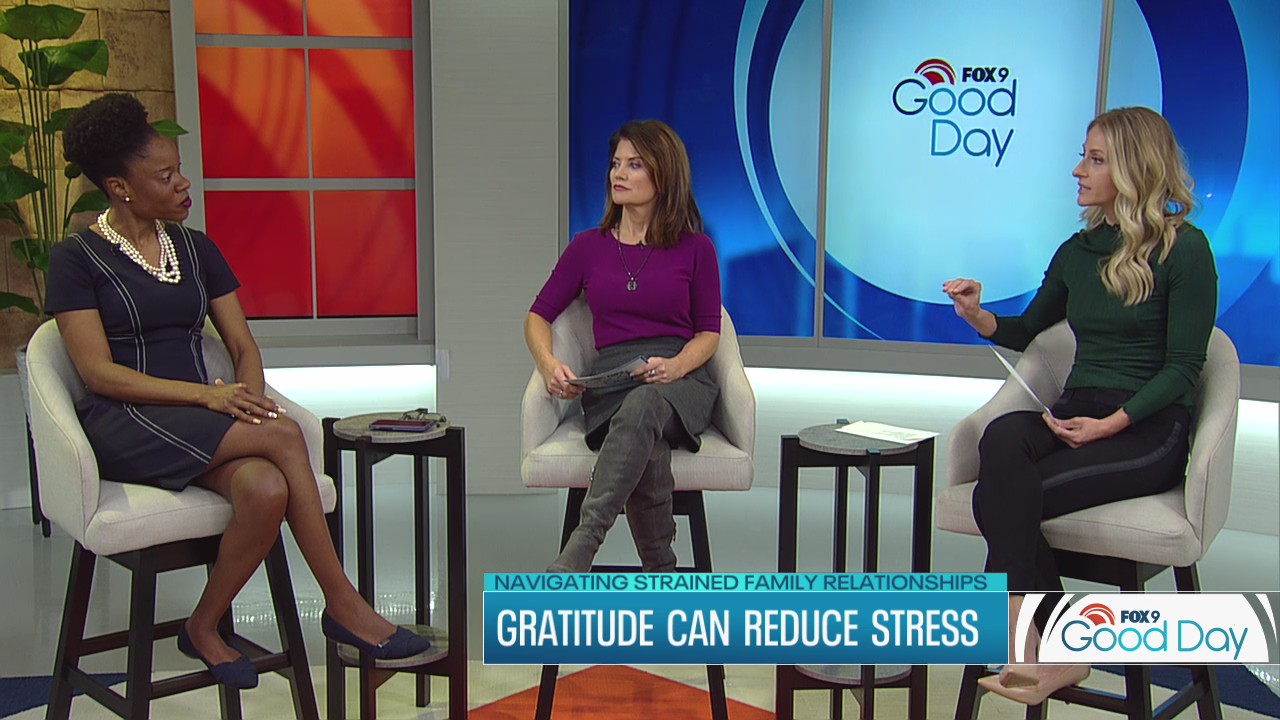 How to navigate strained family relationships at the holiday dinner table