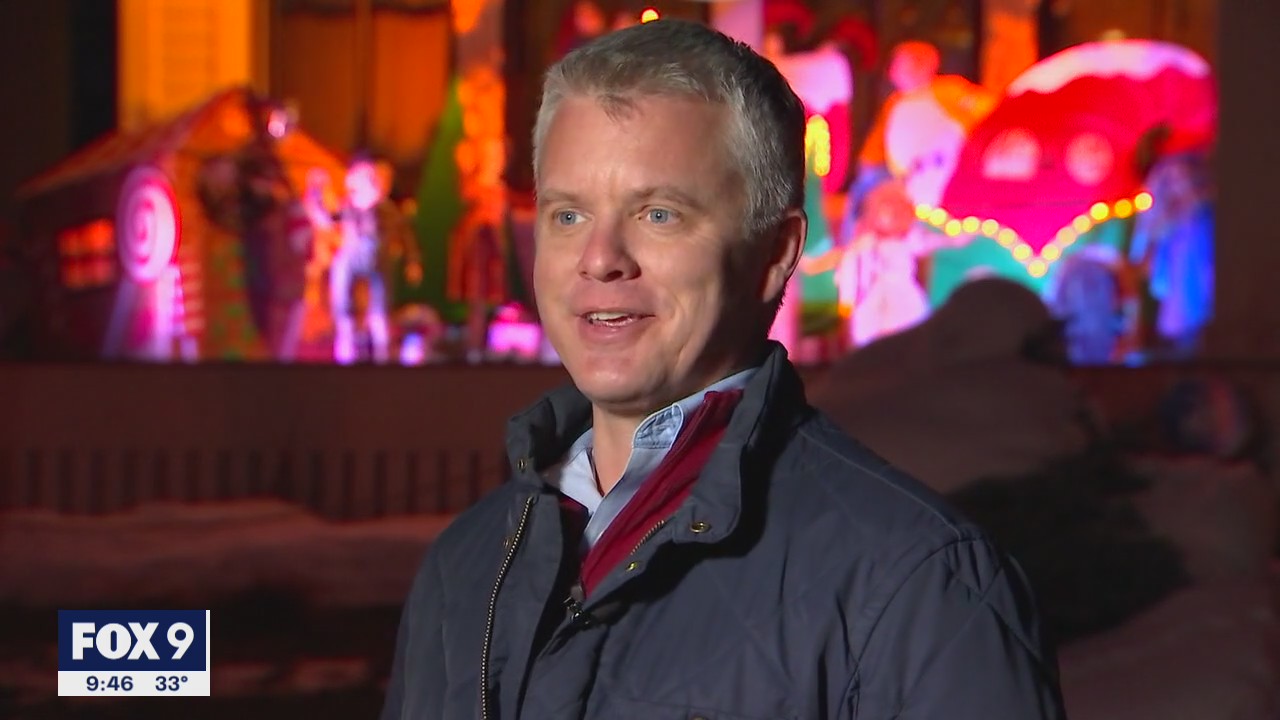 Characters from Dayton's Christmas shows still spreading holiday cheer in St. Paul