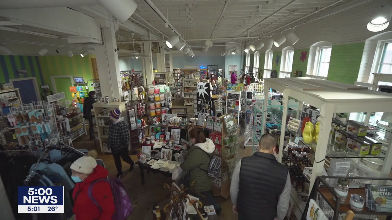 How holiday shopping 2021 is going for shoppers and businesses