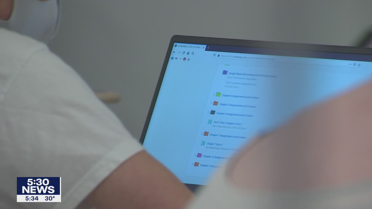 Minneapolis teachers, union express COVID and staffing concerns