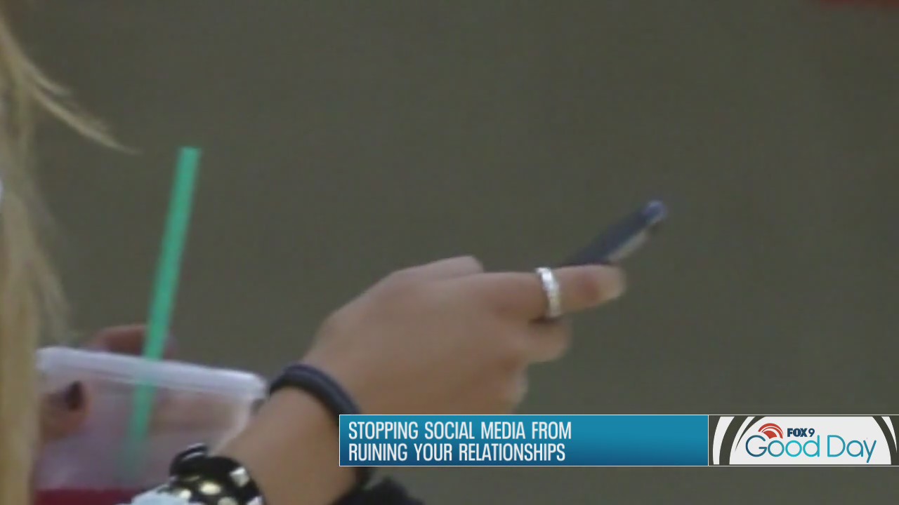 How to stop social media from ruining your relationships