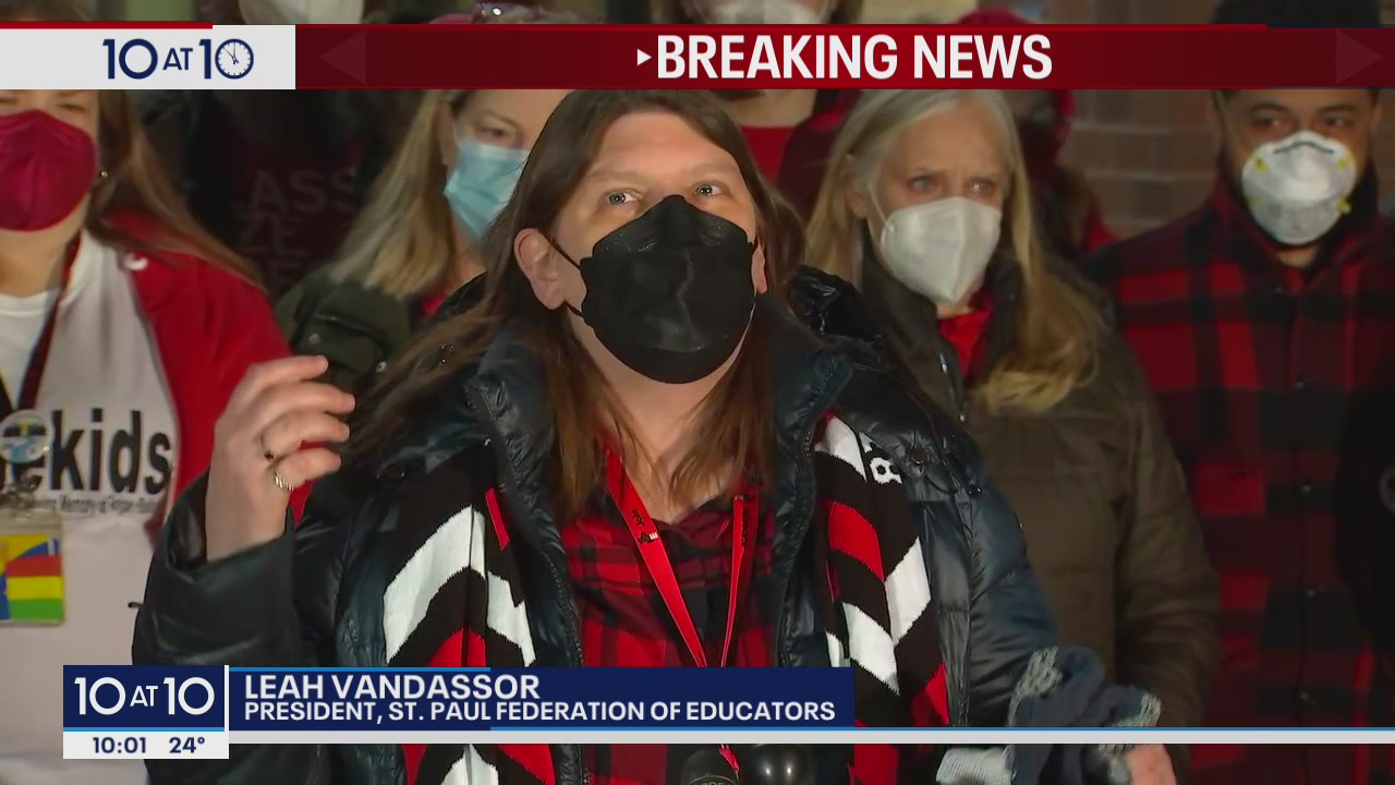 St. Paul teachers reach tentative agreement with district, avoid strike