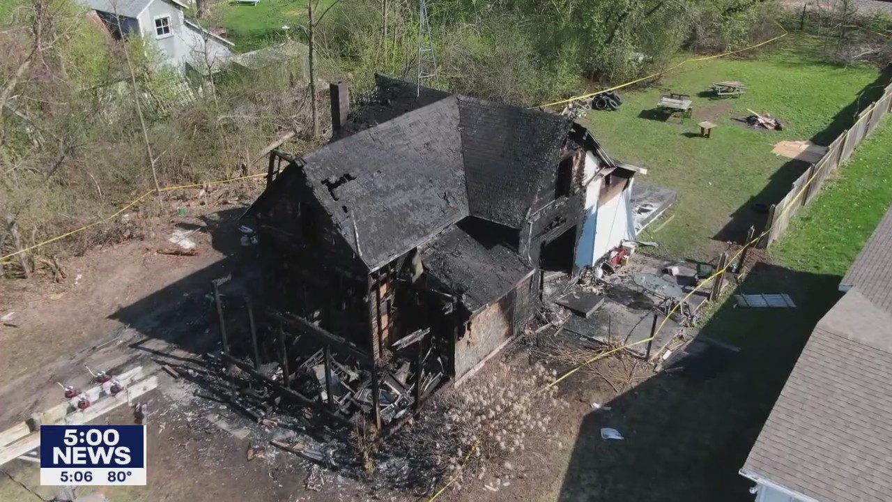 2 kids, father killed in Wisconsin house fire, woman injured