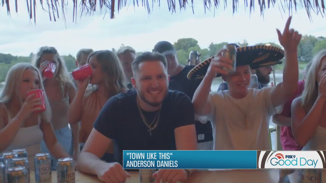 Minnesota country star Anderson Daniels to perform at FOX 9 Town Ball Tour