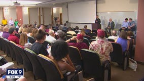 Public safety meeting focuses on Dinkytown crime