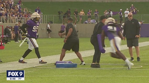 Minnesota Vikings host night practice for sold out crowd