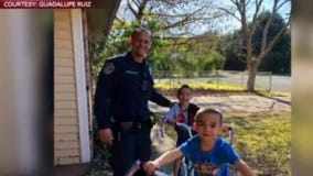 Austin police officers replace South Austin family's stolen gifts