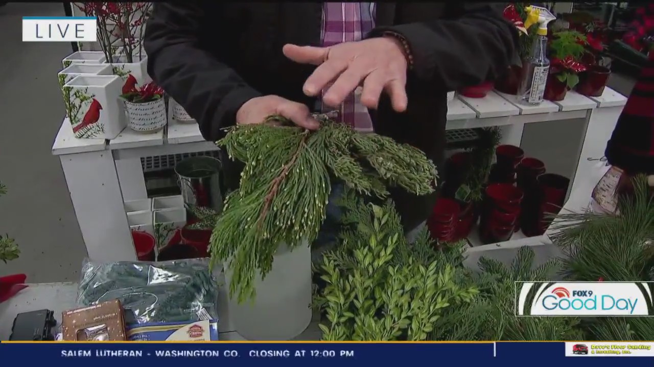 Simple tips to deck the halls this holiday season