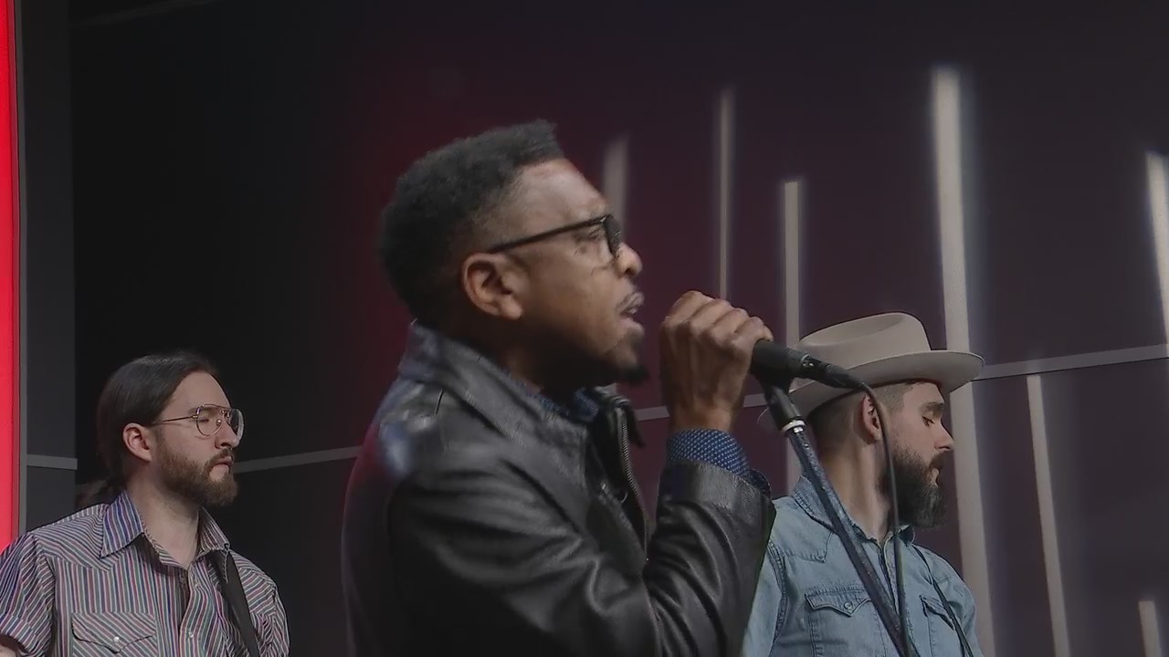 Music in the Morning: Tomar and the FCs