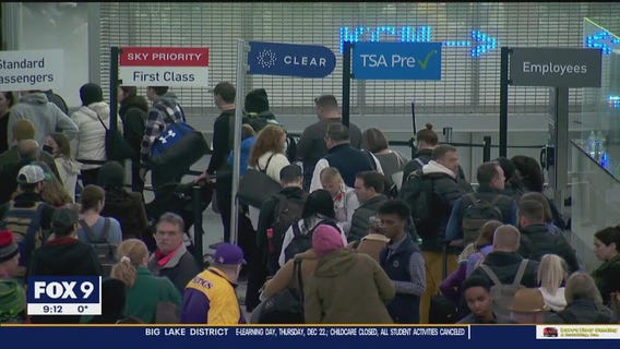 Minnesotans try to get ahead of winter weather at MSP Airport