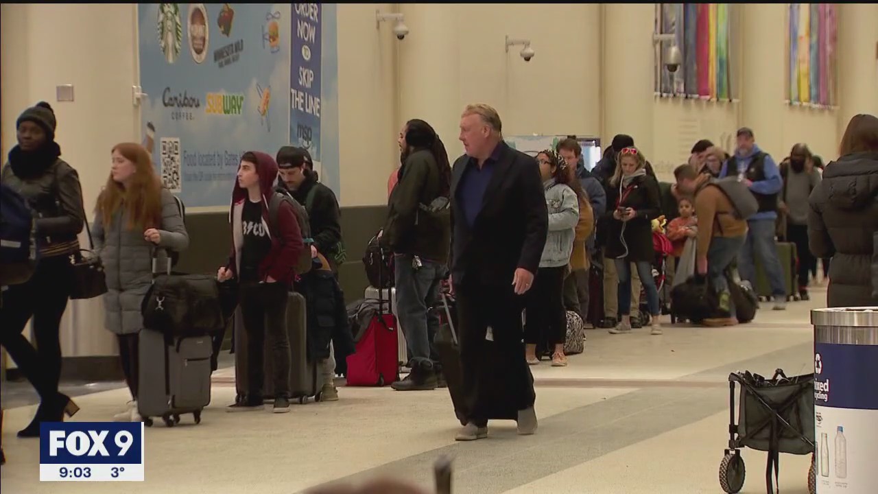 Southwest Airlines cancels thousands of flights nationwide, causing post-Christmas travel woes