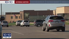 Teen charged in attempted carjacking in Edina