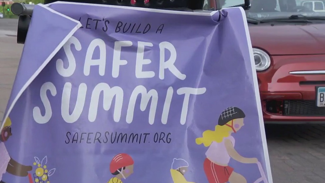 Battle over Summit Ave bike lane proposal