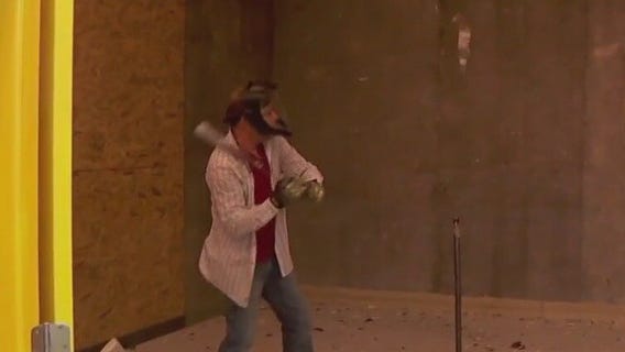 WreckIt Rage Room opens in Savage