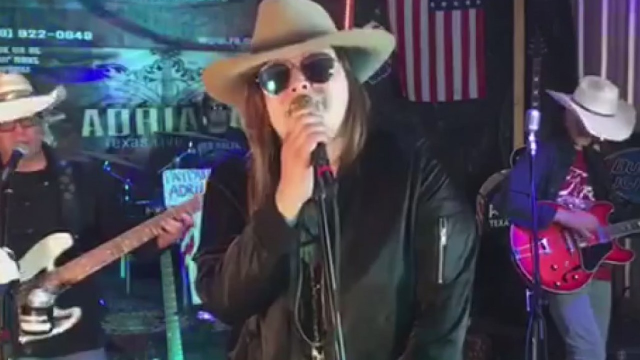 Music in the Morning: Adriana Live