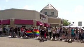 Drag Queen book reading in Chaska