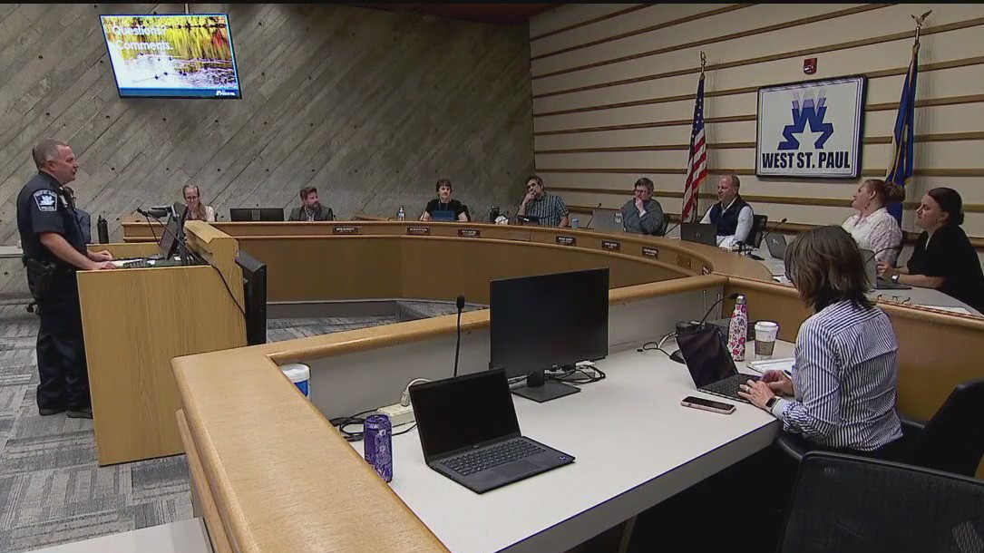 Marijuana: Cities debate public usage policy