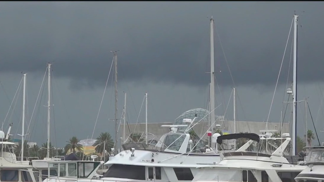 Hurricane Idalia approaches category 3