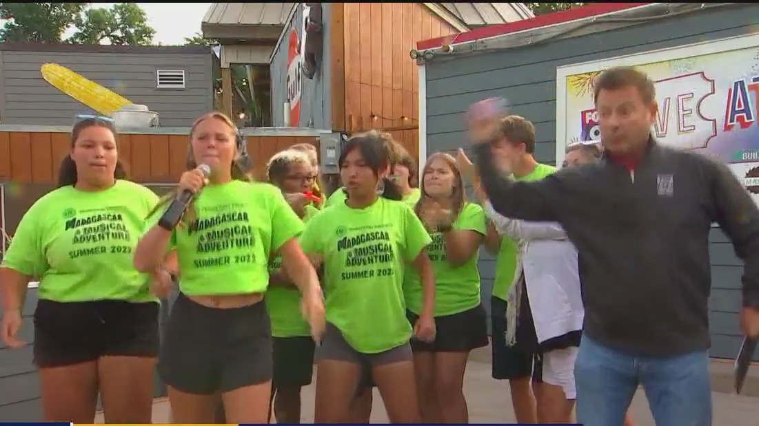 Tom Butler helps ETC Kids with a performance at the State Fair
