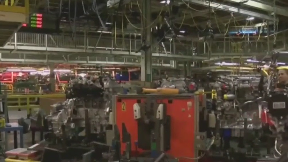 Auto workers strike looms