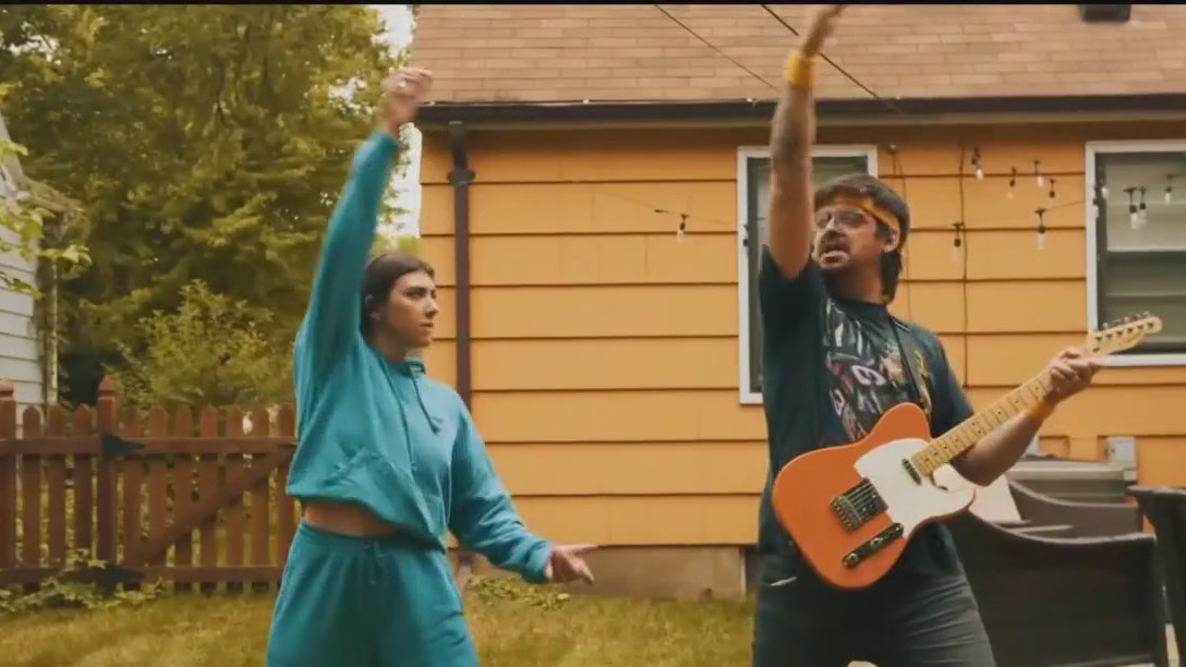 Music duo Durry becoming ?Suburban Legends?