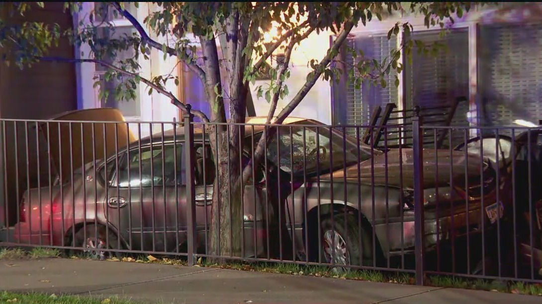 Driver crashes into St. Paul home