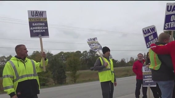 Ford Chariman warns of auto industry perils