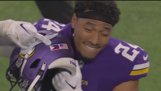 Vikings player calls attention to VISA status