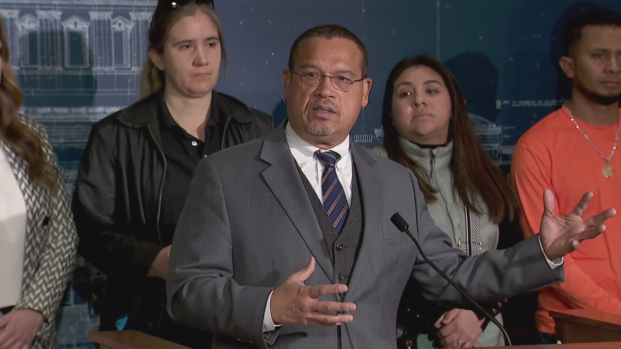 Lawmakers on employer misclassification fraud [RAW]