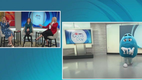 What other dances can the Blue M&M do?