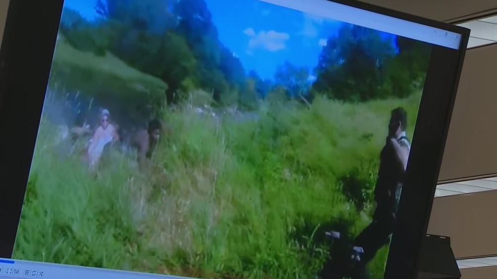 Apple River stabbing trial: Police body camera released