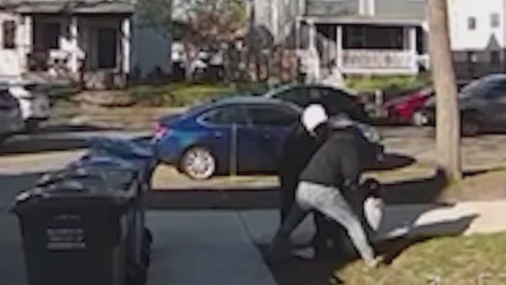 Ring cam captures Minneapolis assault over weekend