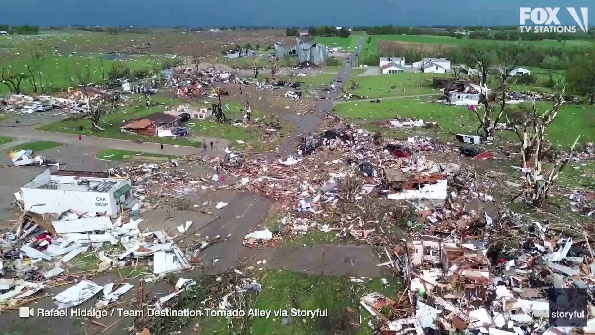 Extensive damage after Iowa tornado: Drone video