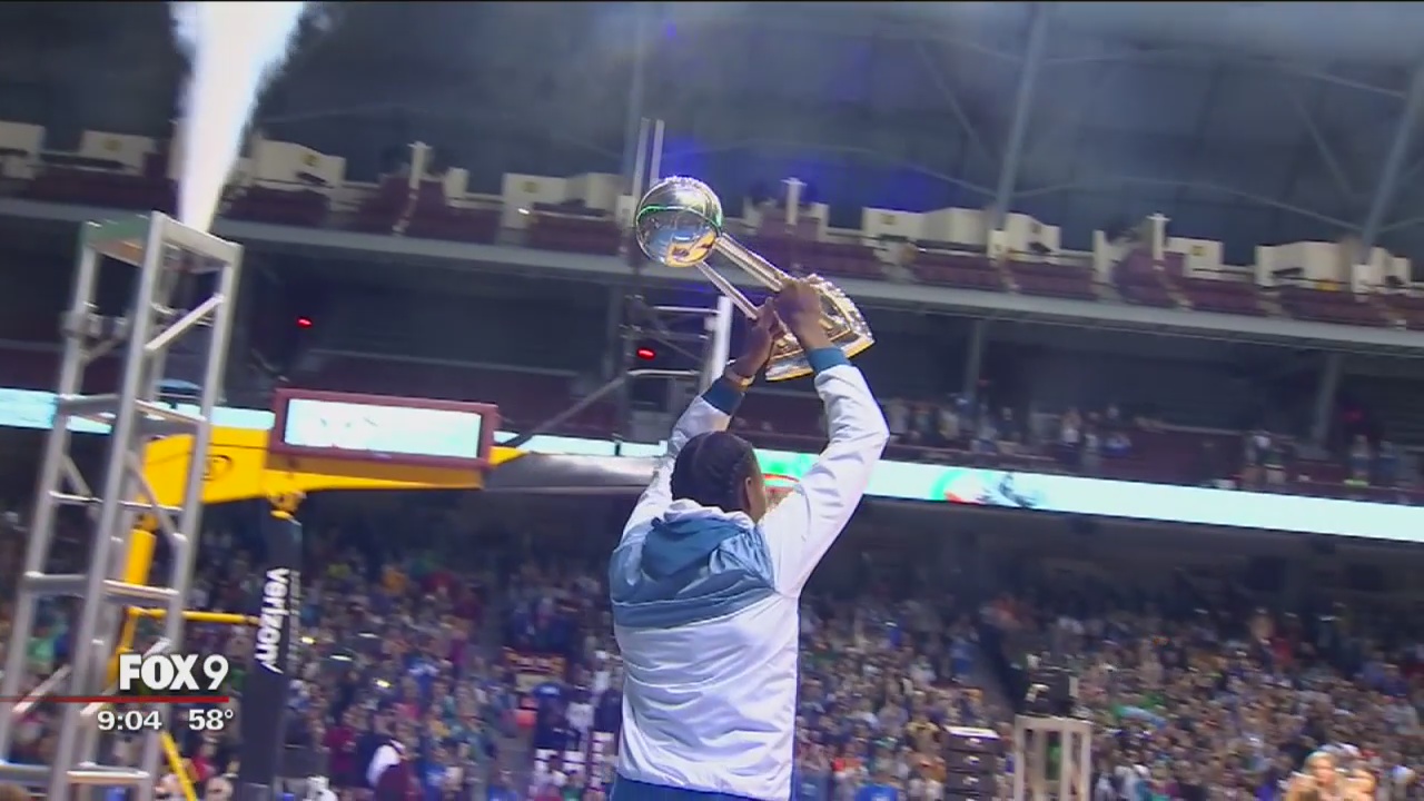 Lynx celebrate championship victory at Williams Arena