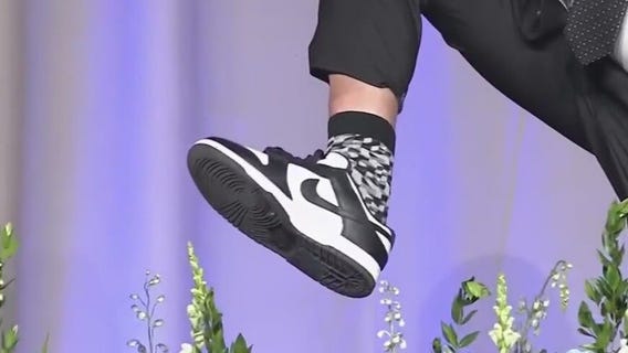 MPD Officer Jamal Mitchell's friends wore Nikes to service