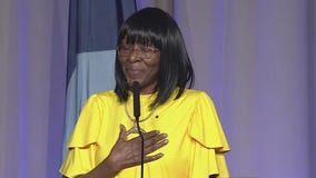 Officer Jamal Mitchell's aunt speaks at memorial service