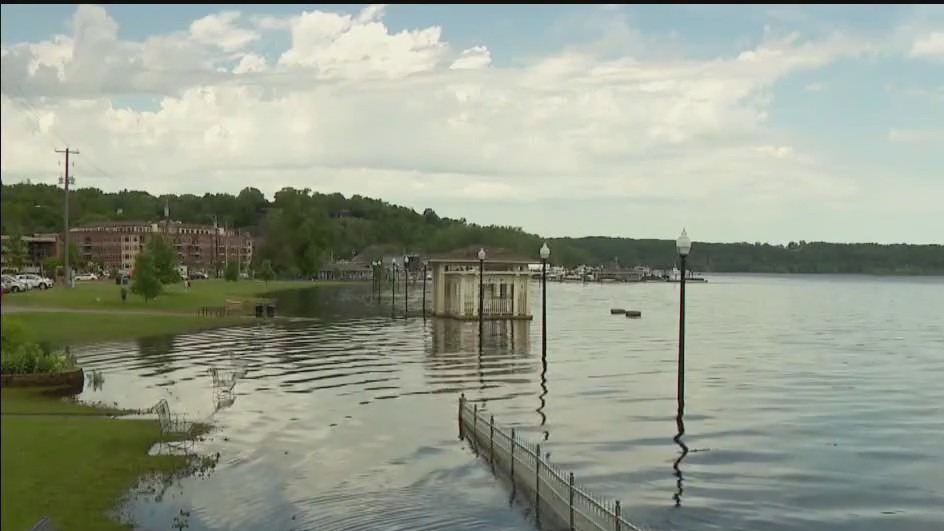 St. Croix river flooding in Stillwater after rain