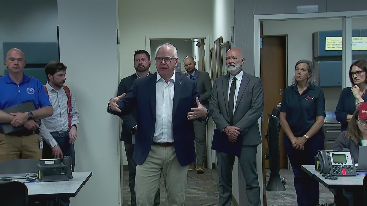 Gov. Walz press conference on flooding response [RAW]