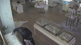 Kendra Scott burglary