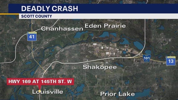 Driver fatally struck on roadway in Scott Co