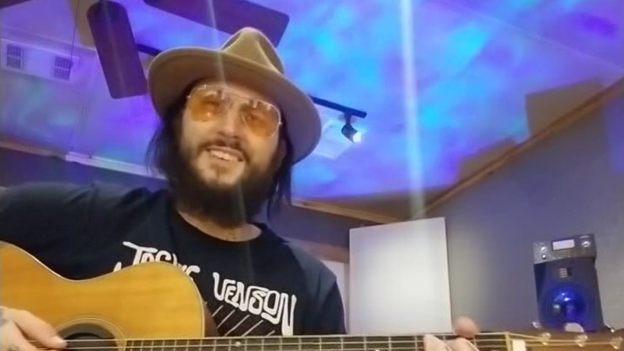 Music in the Morning: Scott Collins