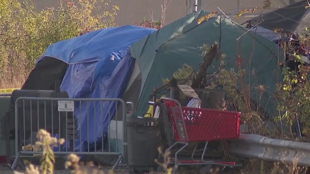 Minneapolis encampment shooting leaves 2 dead