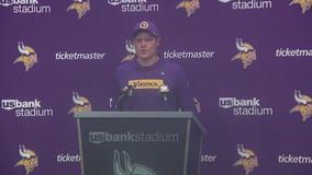Kevin O'Connell reacts after Vikings beat Colts, 21-13